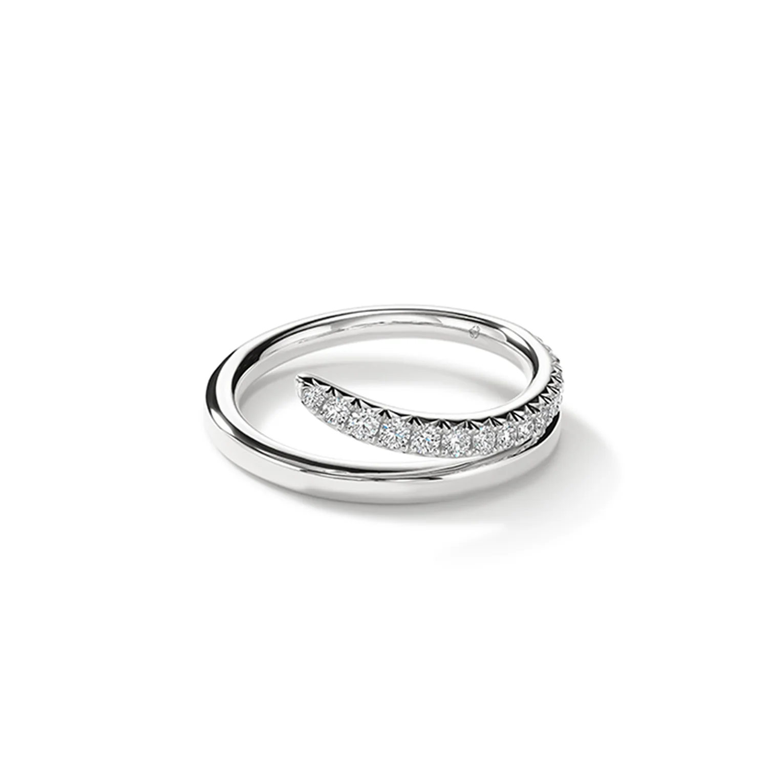 Hearts On Fire 18K VELA French Pavé Diamond Pavé Ring